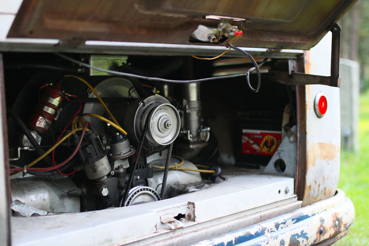 2.3 liter engine in a Kleinbus 1957