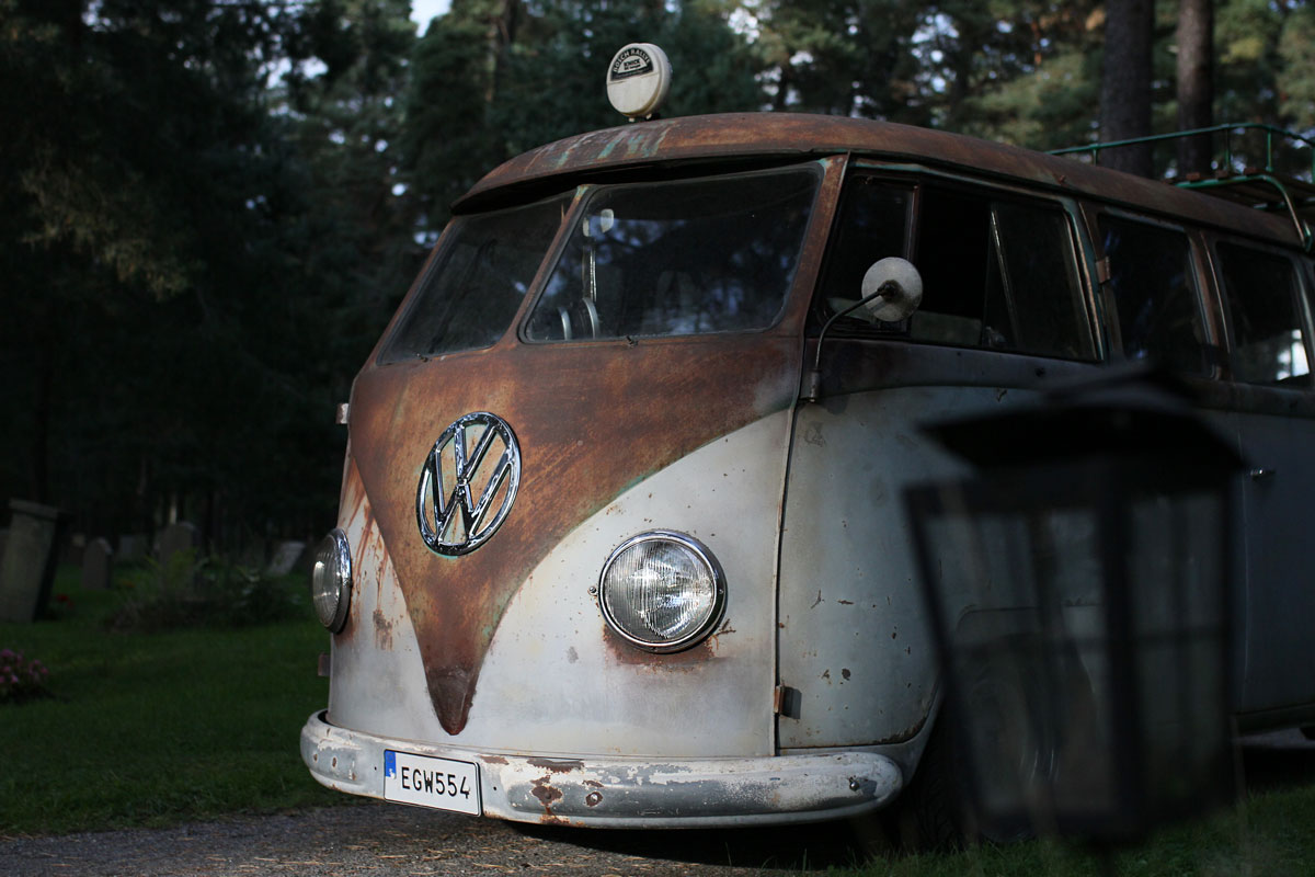 The front of a Klienbus patina Rusty 