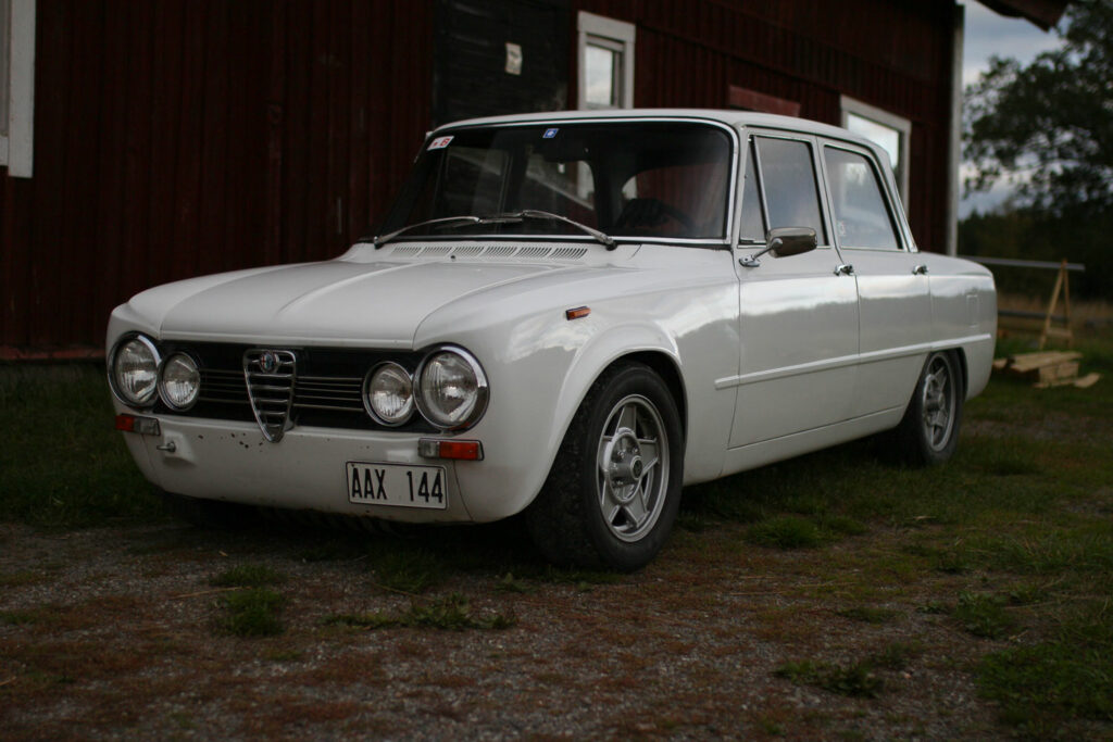 Giulia 1300 TI front