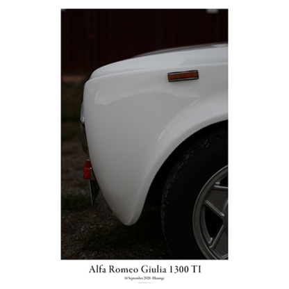 Alfa-Romeo-Giulia-1300-TI-–-LEft-fender-with-text