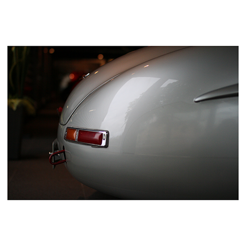 Mercedes-Benz-300-SL-rear-profile