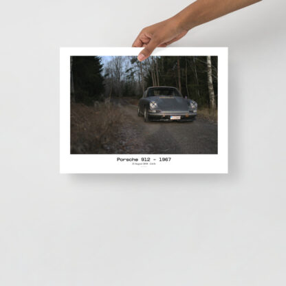 Porsche-912-in-forrest-with-text 30x40