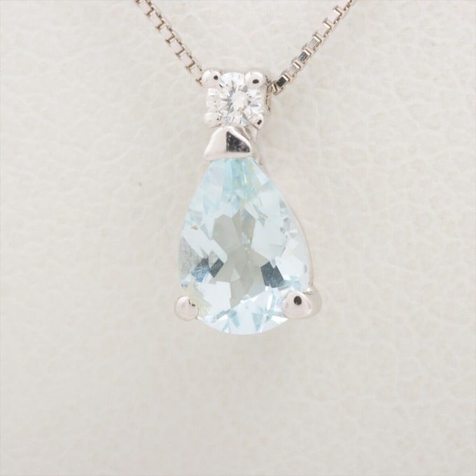 AQUAMARINE Diamond Necklace by BBG 750(WG) 1.2g