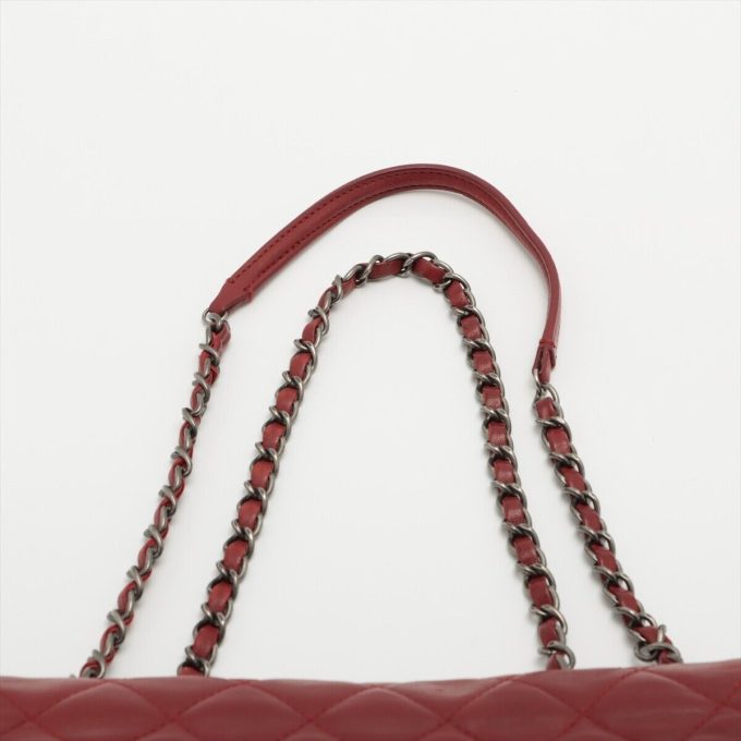 CHANEL Matelasse Lambskin Chain Shoulder Bag - Red, Silver Metal Fittings - Image 6