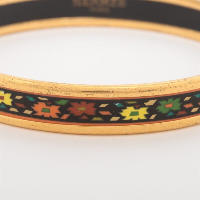 HERMÈS Enamel PM Bangle in Black Gold Plated - Image 3