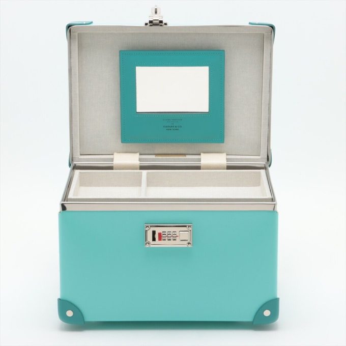 TIFFANY × GLOBE-TROTTER Vulcan Fiber x Leather Vanity Blue with Mirror and Dividers - Image 7