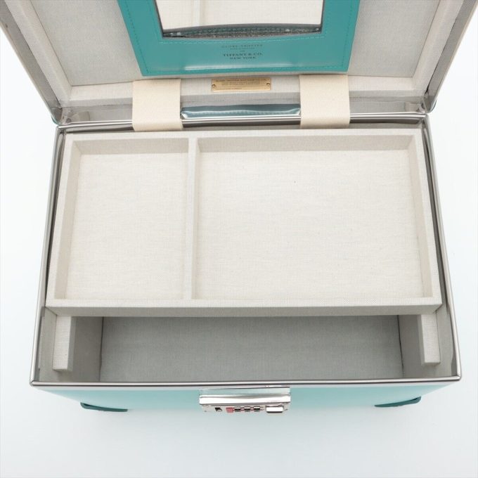 TIFFANY × GLOBE-TROTTER Vulcan Fiber x Leather Vanity Blue with Mirror and Dividers - Image 8