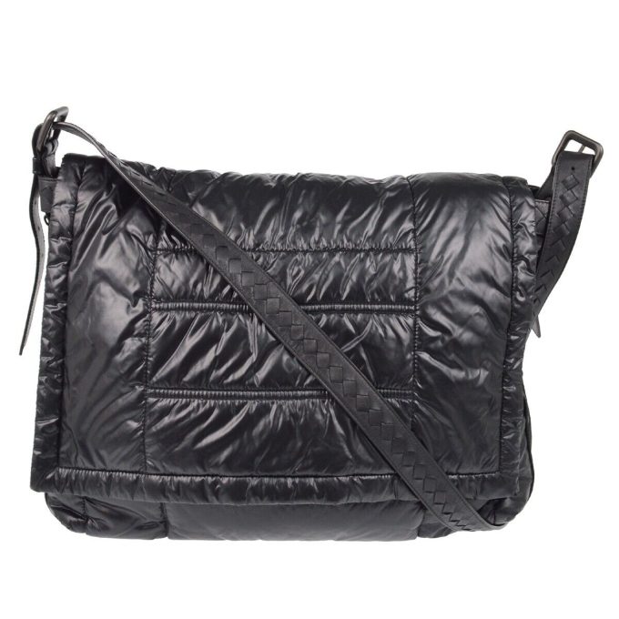 BOTTEGA VENETA Black Nylon Spinnaker Messenger Bag