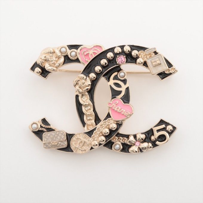 CHANEL Coco Mark Brooch with Rhinestone & Pearl in Pink & Black