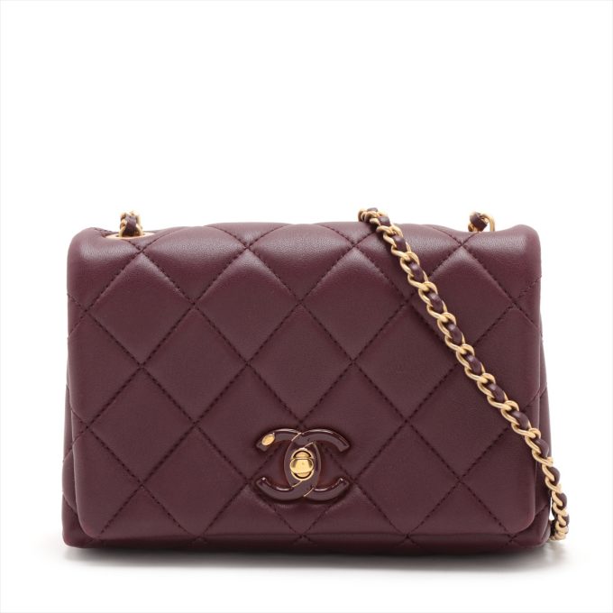 CHANEL Matelasse Lambskin Flap Bag Bordeaux Gold Metal Trim