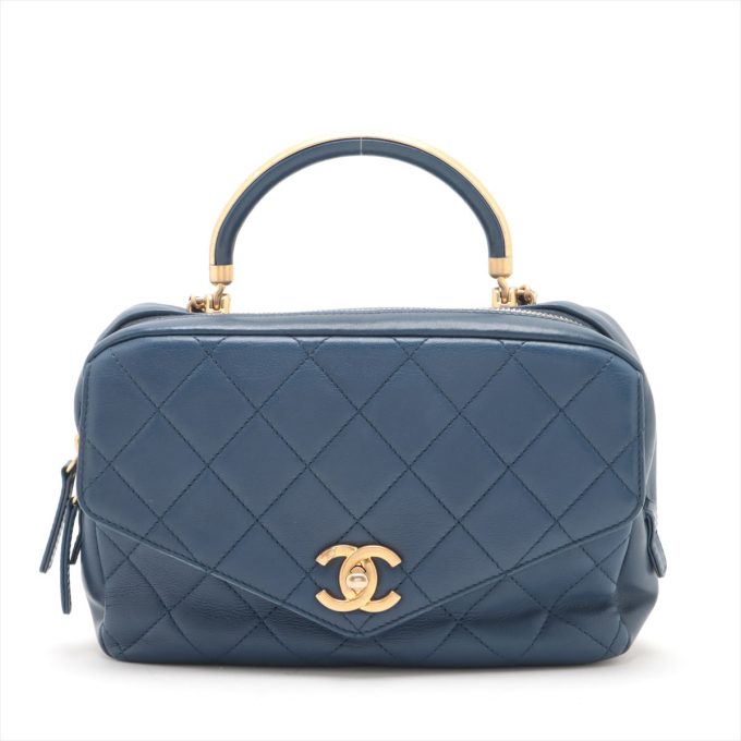 CHANEL Matelasse Lambskin Handbag Blue Gold Metal Fittings 28th