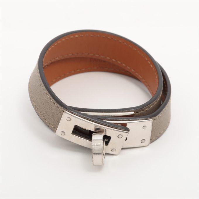 HERMÈS Engraved Kelly de Boultour A 2017 Bracelet T2 Etoupe