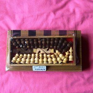 Schaakspel en Backgammon in één doos