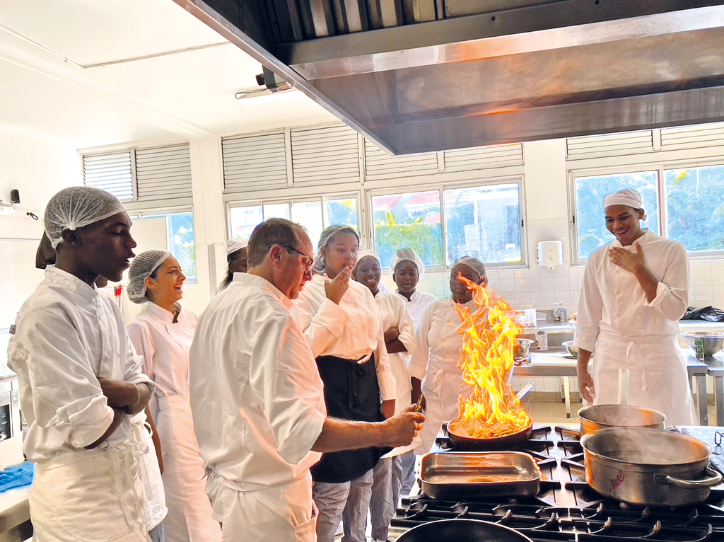 Master Class, Kitchen