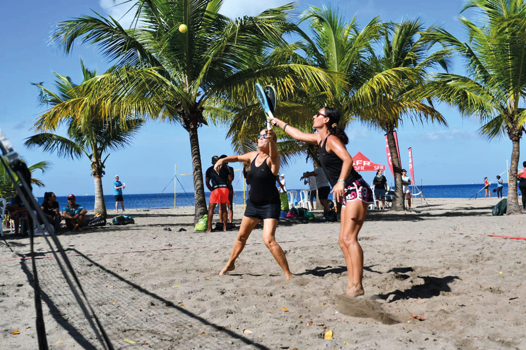 BEACH TENNIS: Buona prestazione dell'amichevole Caribbean Beach Tennis al  BT 1000 in Martinica - Faxinfo
