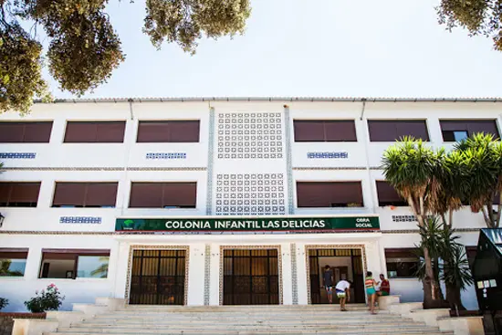 Instalación de Nuevas Cocinas y Mantenimiento Integral en Colonia Infantil Las Delicias