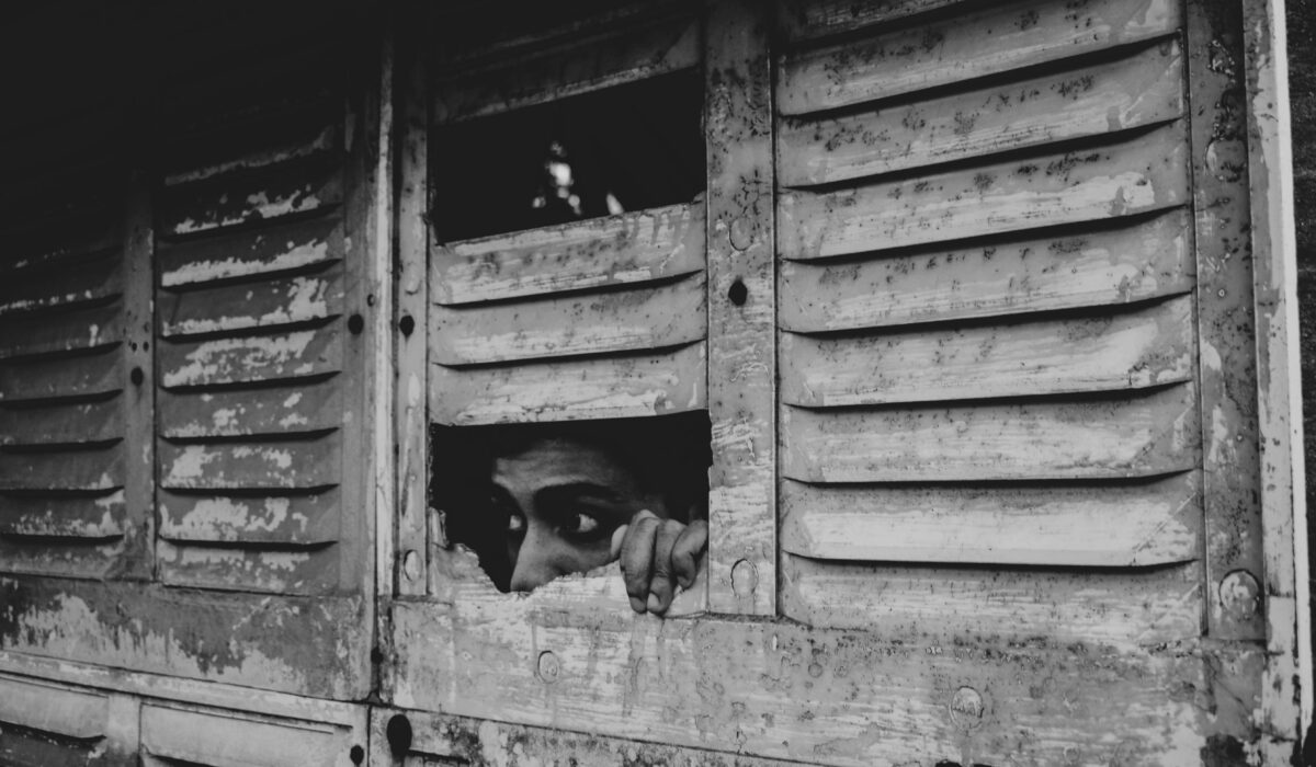 Hypervigilance vs Hyperawareness: 7 Critical Differences