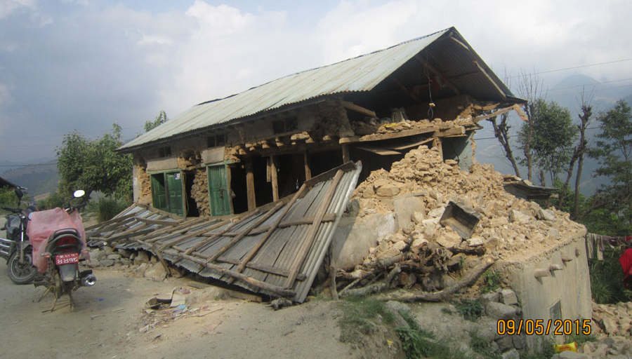 Bilde etter jordskjelvet i Kathmandu