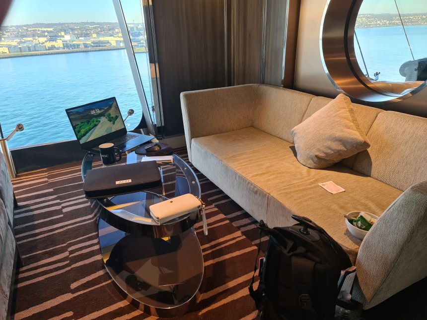MSC Virtuosa. Billedet er fra vores arbejdsplads i Sky Bar