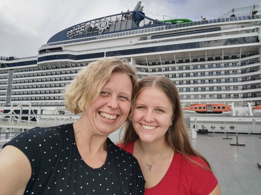 MSC Grandiosa i billeder. Og uden mundbind
