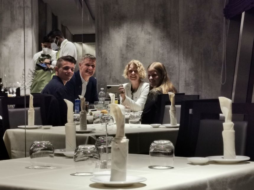 MSC Grandiosa i billeder. Middag i restauranten.
