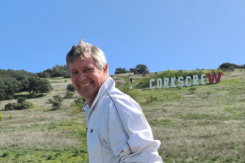 En smilende Søren på vej mod Corkscrew