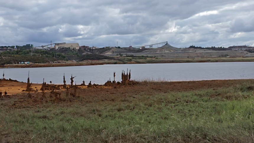 Fabrikken Proyecto Riotinto ved Rio Tinto Spanien