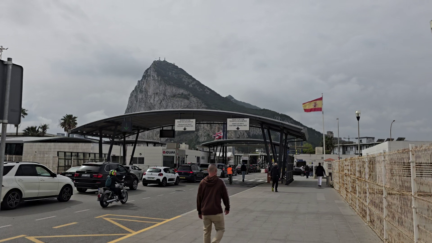 Grænsen mellem Spanien og Gibraltar