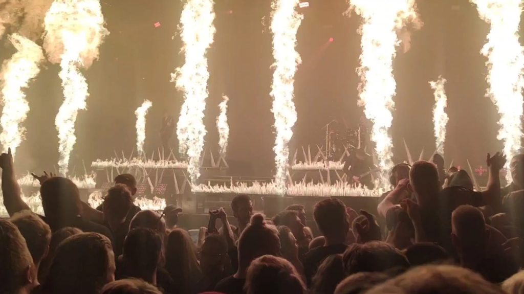 pyro technics at parkway drive concert