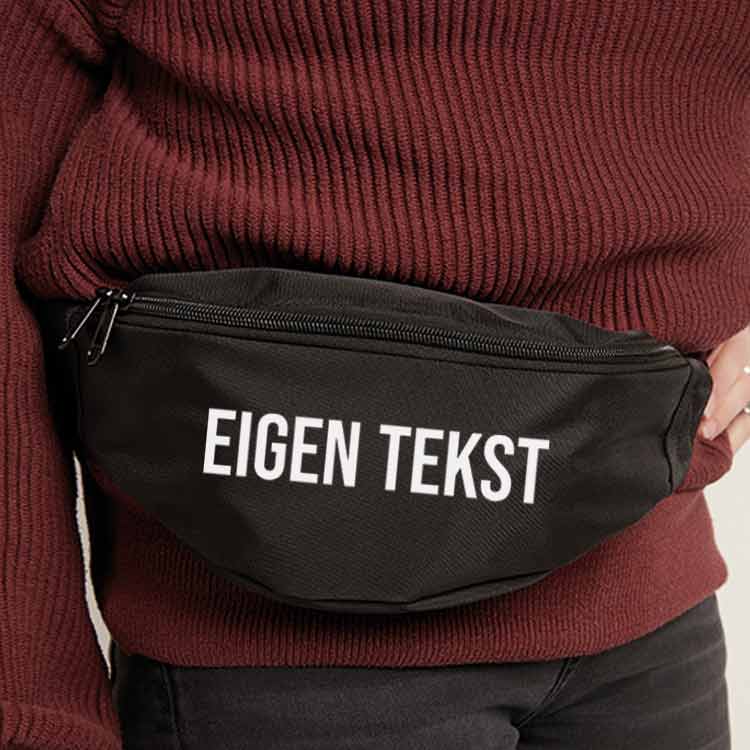 Fanny pack | Eigen tekst