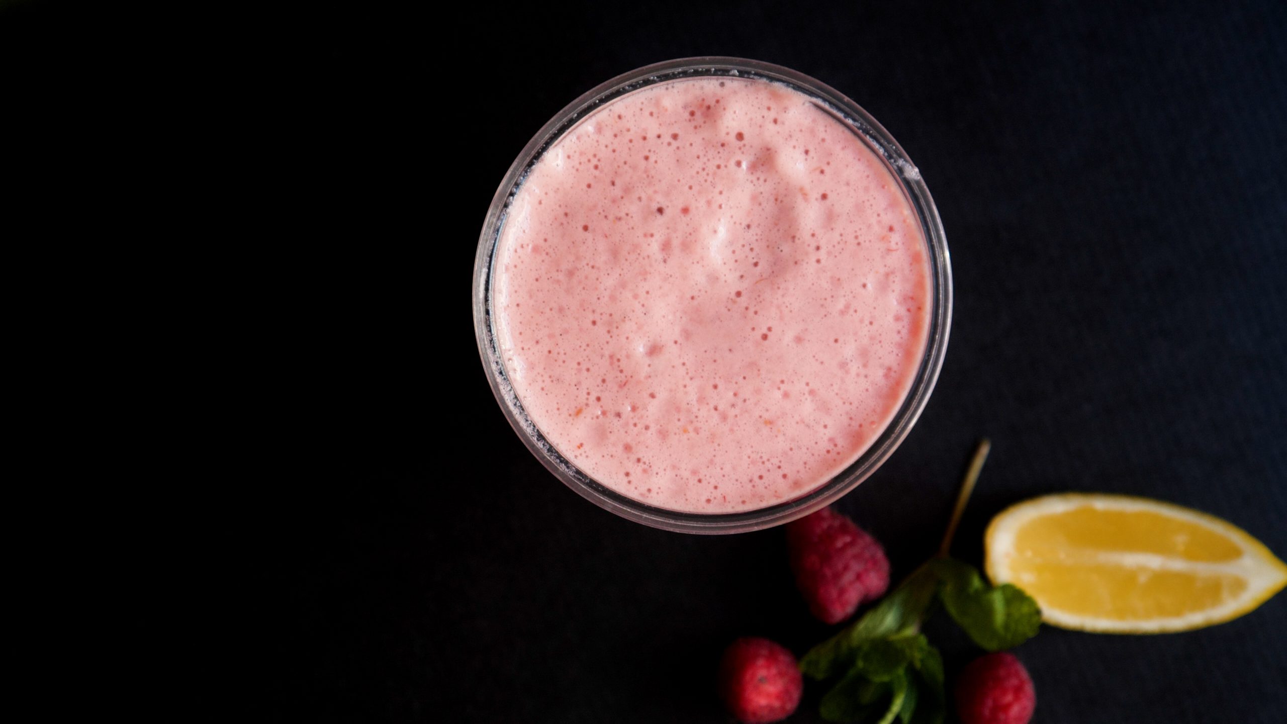 red-shake-Still