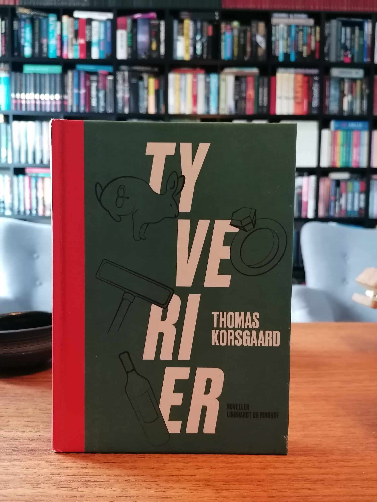 "Tyverier" af Thomas Korsgaard