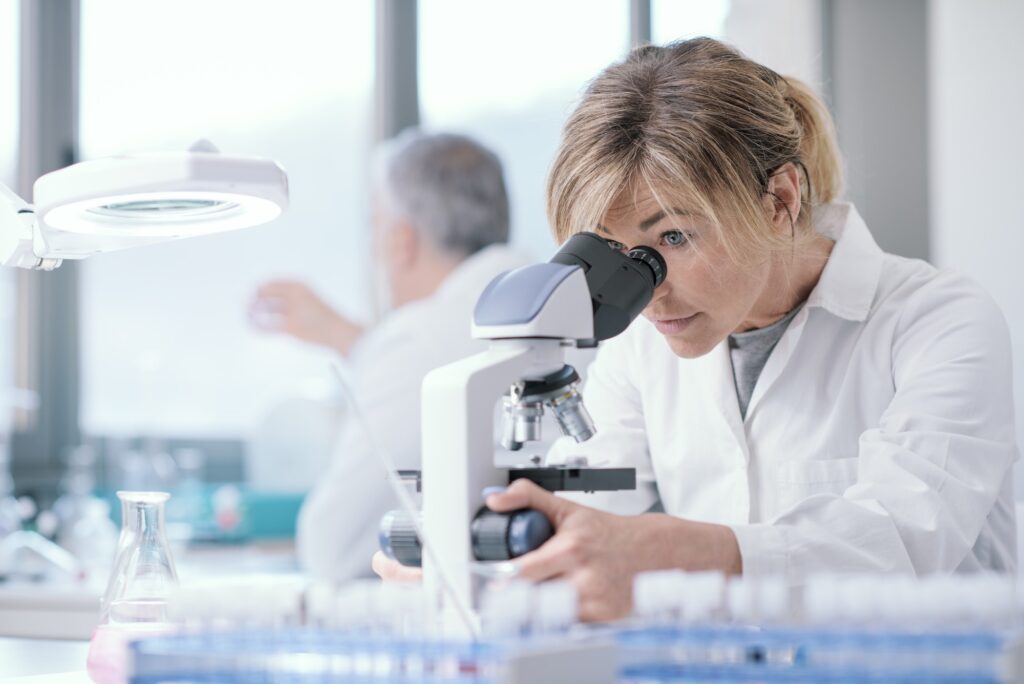 Medical researcher working in the lab