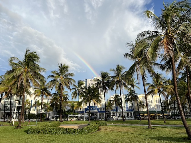 Regnbue over Ocean Drive