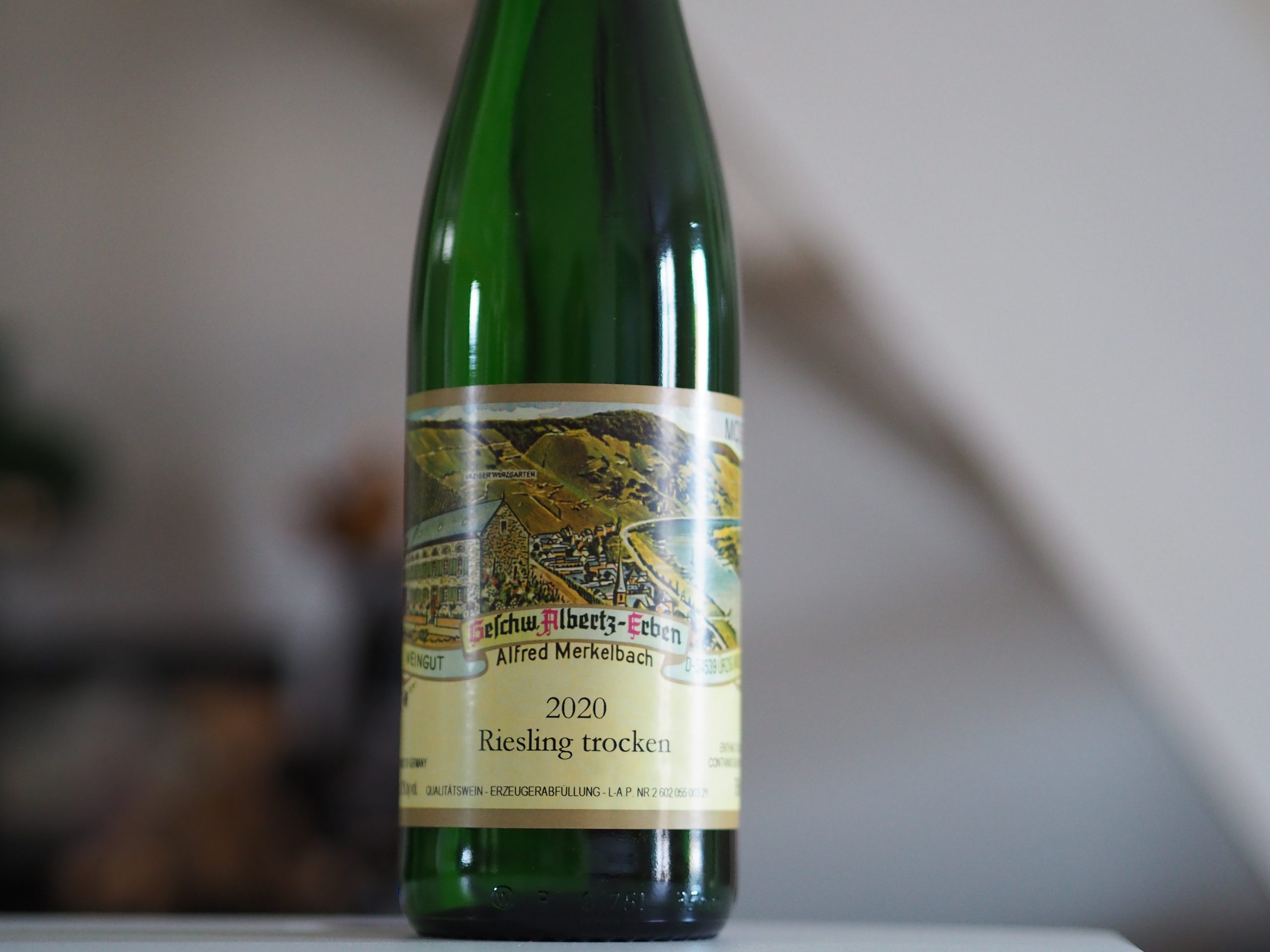 CHARMERENDE OLD-SCHOOL-TROCKEN FRA MOSEL