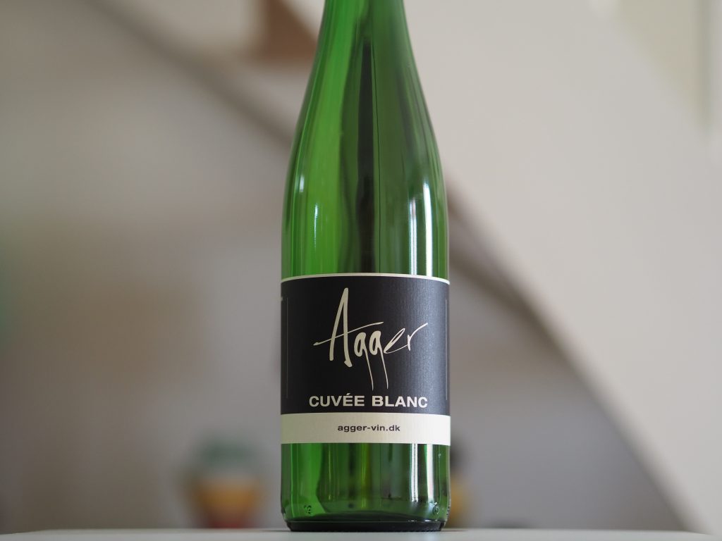 OVERBEVISENDE DANSK HVIDVINSBLEND