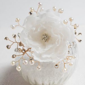 PEONY Deluxe - Fascinator mit Pfingstrose aus Seide Ivory