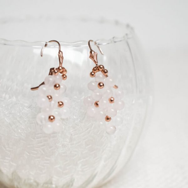 BERNADETTE Rosenquarz Hängeohrringe Rosegold – Bild 2