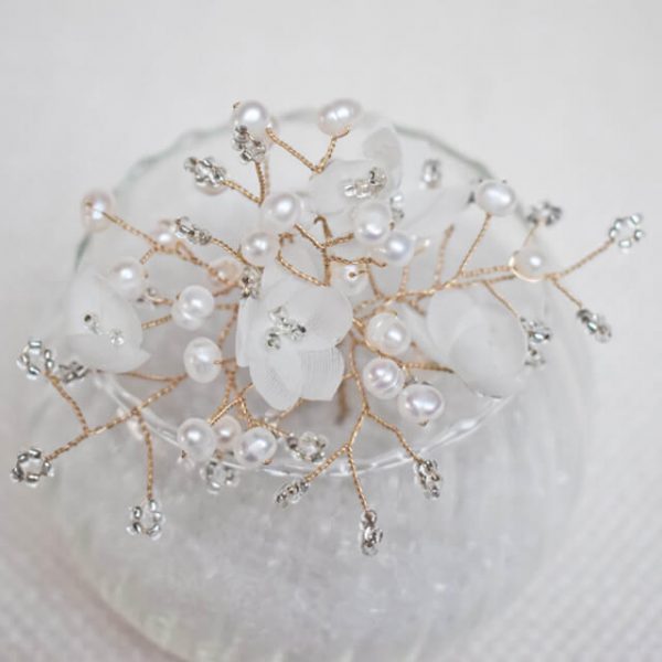 JOSEPHINE Seidenblumen Fascinator Ivory – Gold o. Silber – Bild 2