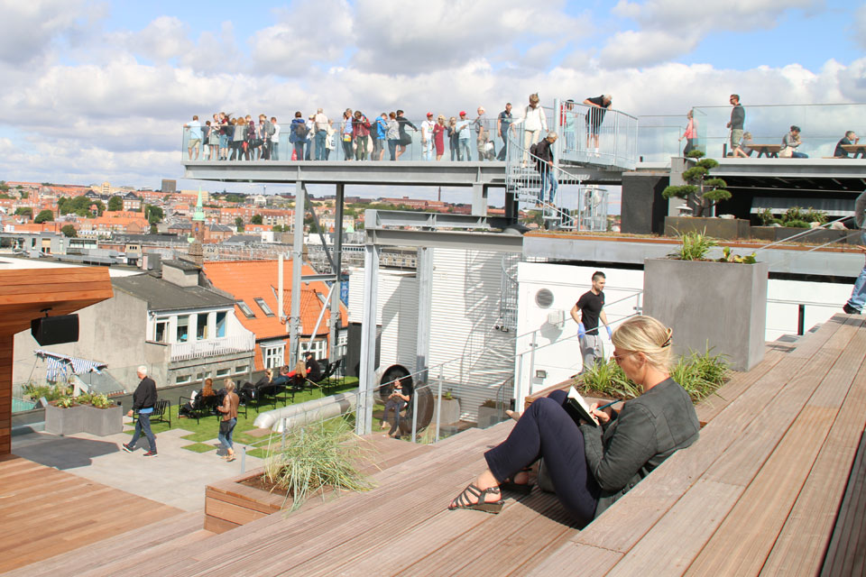 Rooftop цветной бульвар