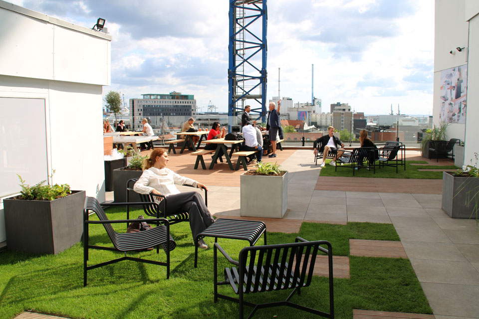 Крыша магазина фото Парк на крыше магазина Саллинг Salling Roof Top, г. Орхус, Дания