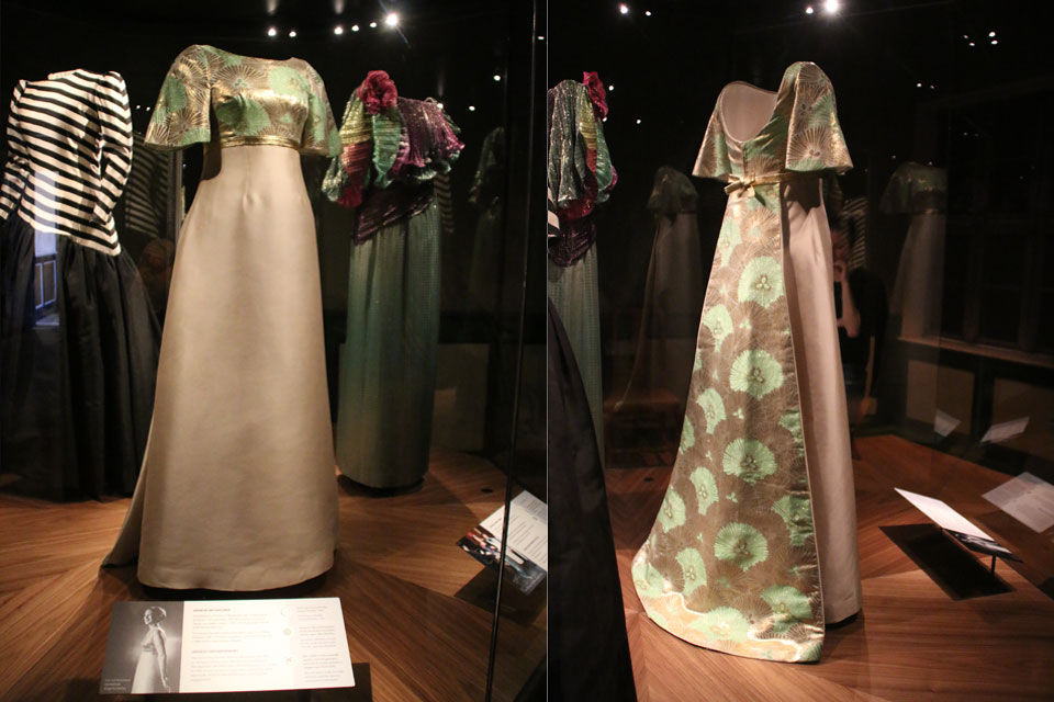 Платье из японской шелковой ткани оби с хризантемами для помолвки