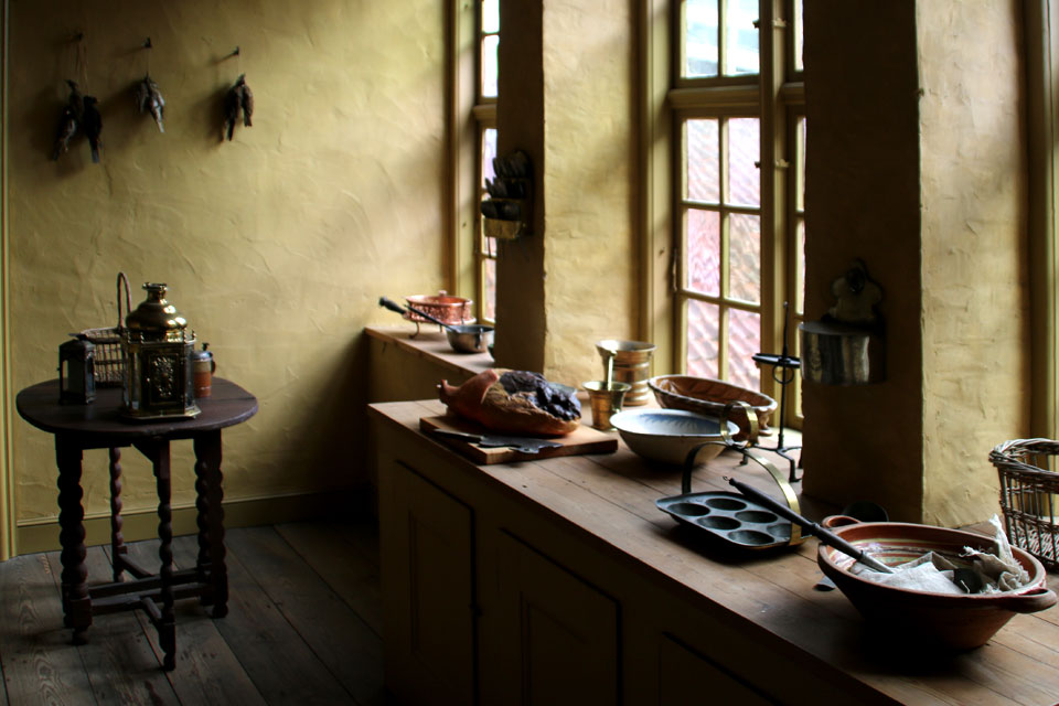 Прямоугольная форма на кухне начала 18 века.