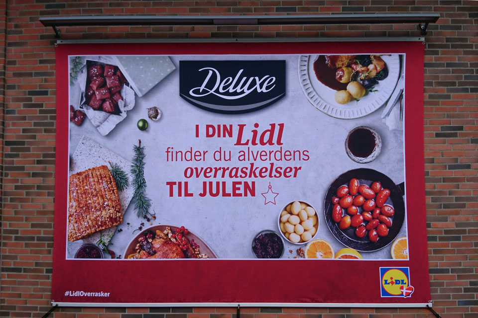 Сладкий картофель по-датски реклама рождественской еды 