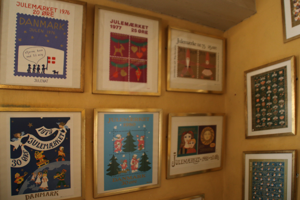 Рождественские почтово-благотворительные марки в Дании