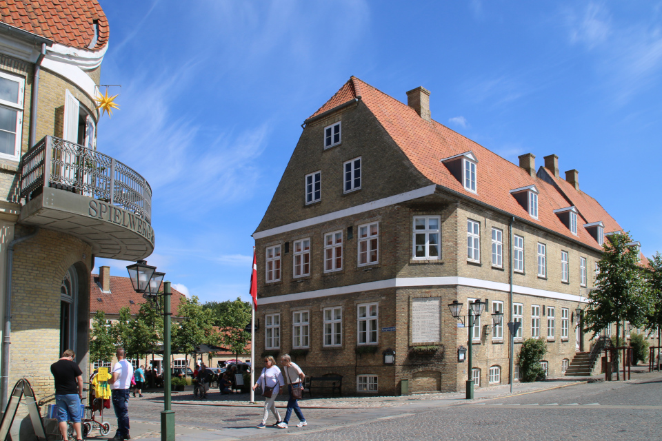 Гостевой дом (Gemein-Logis), г. Кристиансфельд / Christiansfeld, Дания. 