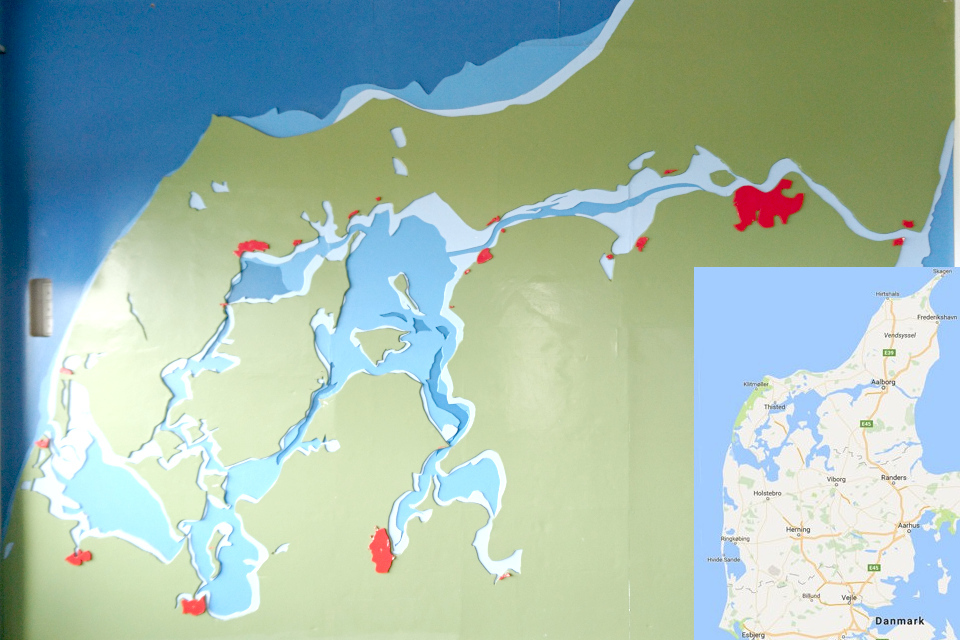 Карта, показывающая мелководье в центральной части Лимфьорд