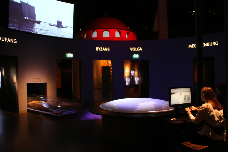 Выставка про викингов в Орхус в музее Мосгорд, г. Хойбьерг, Дания