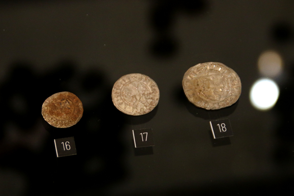 Клад монет Урхой / Urhøj, 14 век, музей Вайле, Дания. Фото 12 нояб. 2020