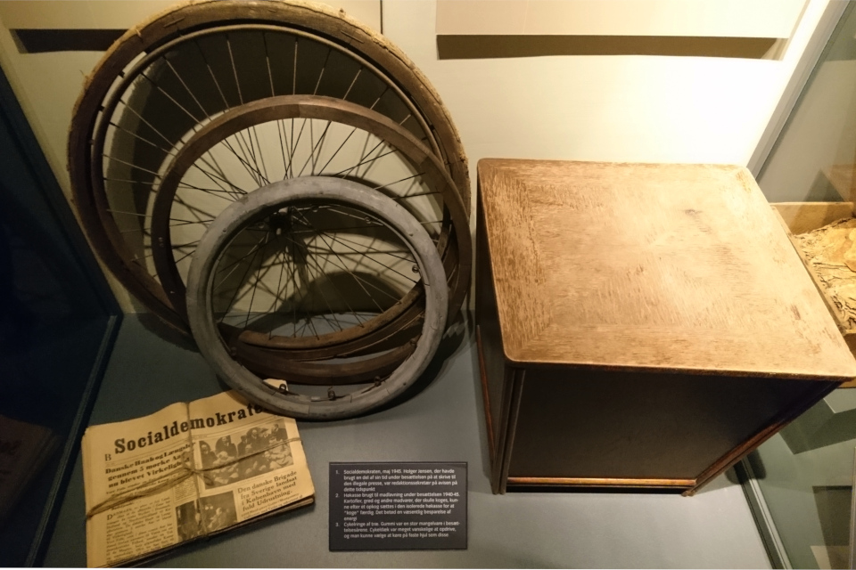 Велосипед. Выставка оккупации Дании в музее Рандерс, 25 июл. 2019